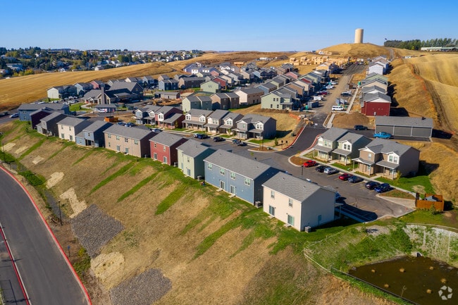 Building Photo - Yugo Pullman Hills