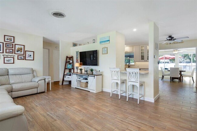 Foto del edificio - 731 44th Ave NE