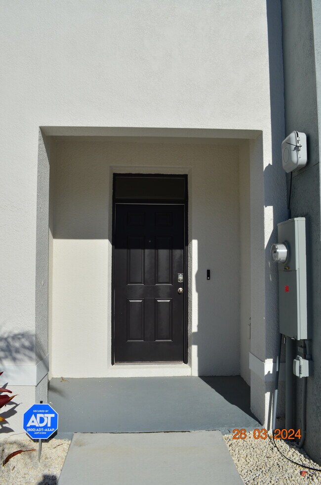 Building Photo - 1526 Colt Creek Pl