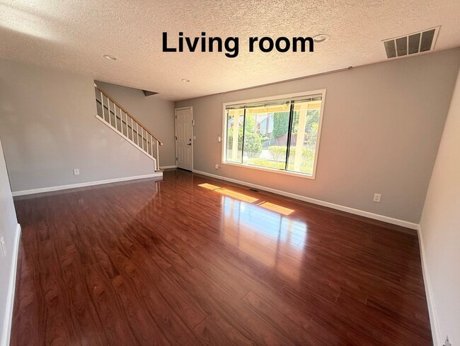 Photo - 16725 SE Naegeli Dr House