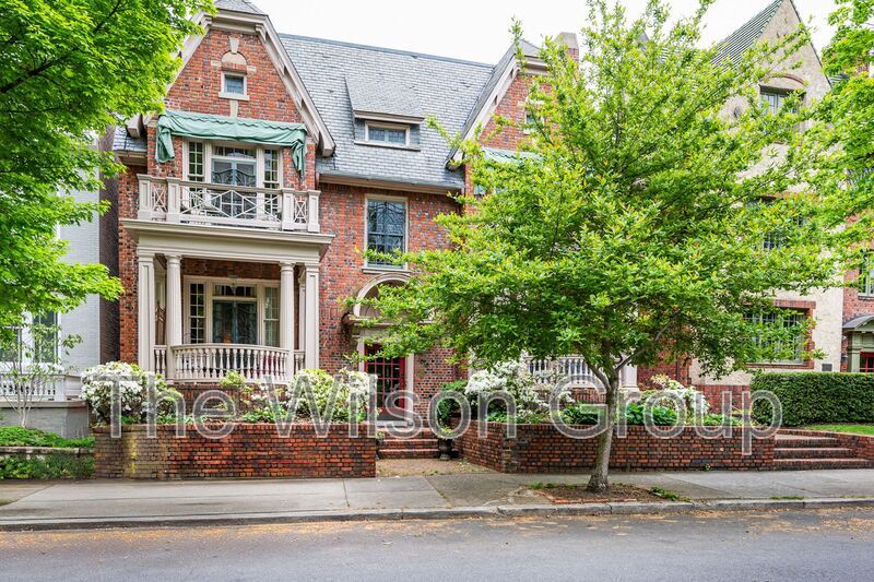Primary Photo - 1818 Park Ave.