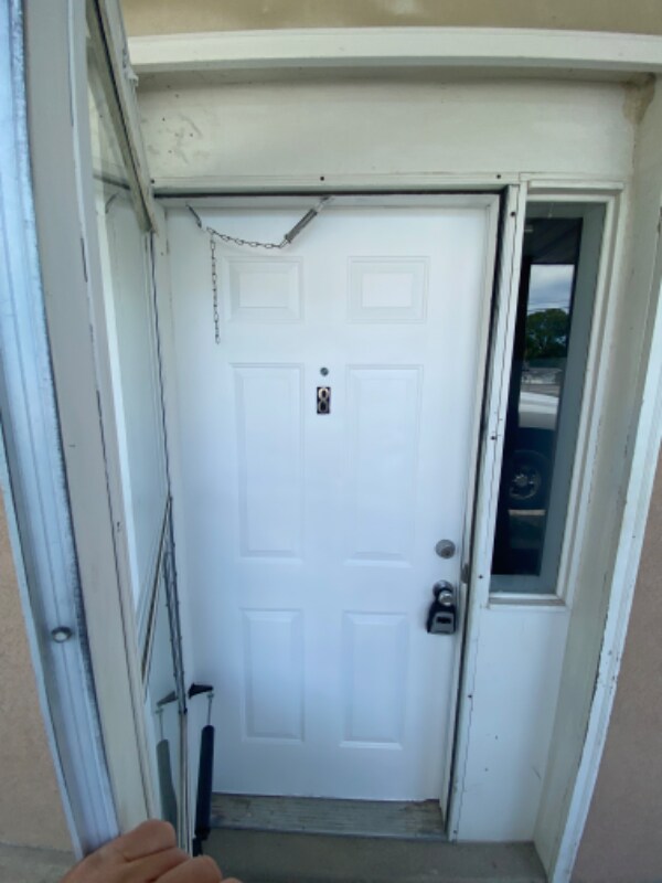 Primary Photo - 135 Meridian St