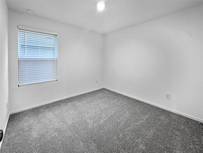 Foto del edificio - 31456 Moore Rd