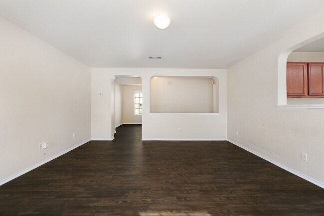 Foto del edificio - Highland Farms~Single Story 3 Bedroom with Study on Corner Lot