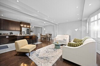 Building Photo - 5 Humberstone Cres