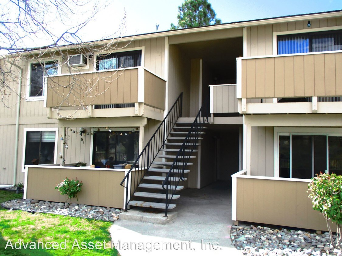 Primary Photo - 3855 E Leonesio Dr