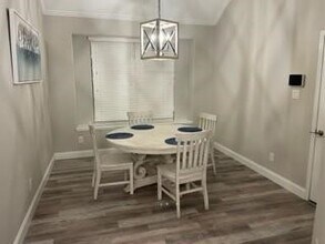 Building Photo - 13402 Indigo Sands Dr