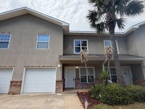 Building Photo - 1529 Bentley Cir