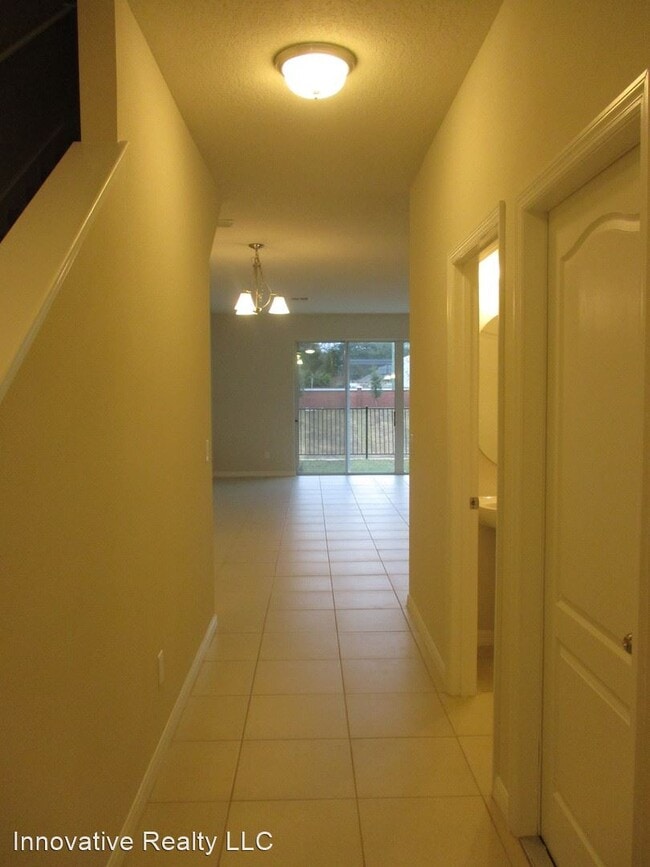 Building Photo - 3 br, 2.5 bath House - 544 Prospect Point