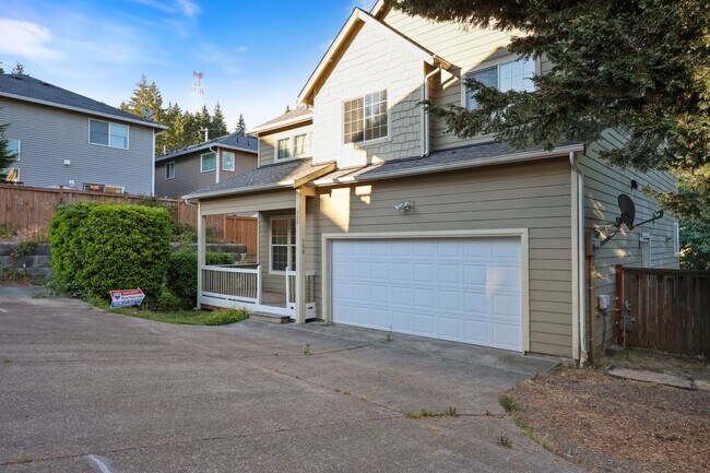 Foto del edificio - Charming 4-Bedroom Home on Tumwater Hill –...