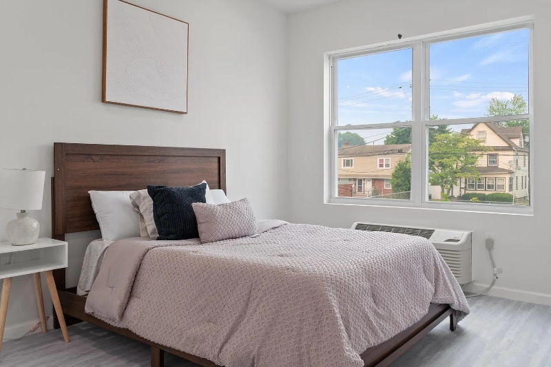 Foto del edificio - 51 E Main St