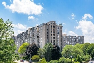 Building Photo - 44 Washington St