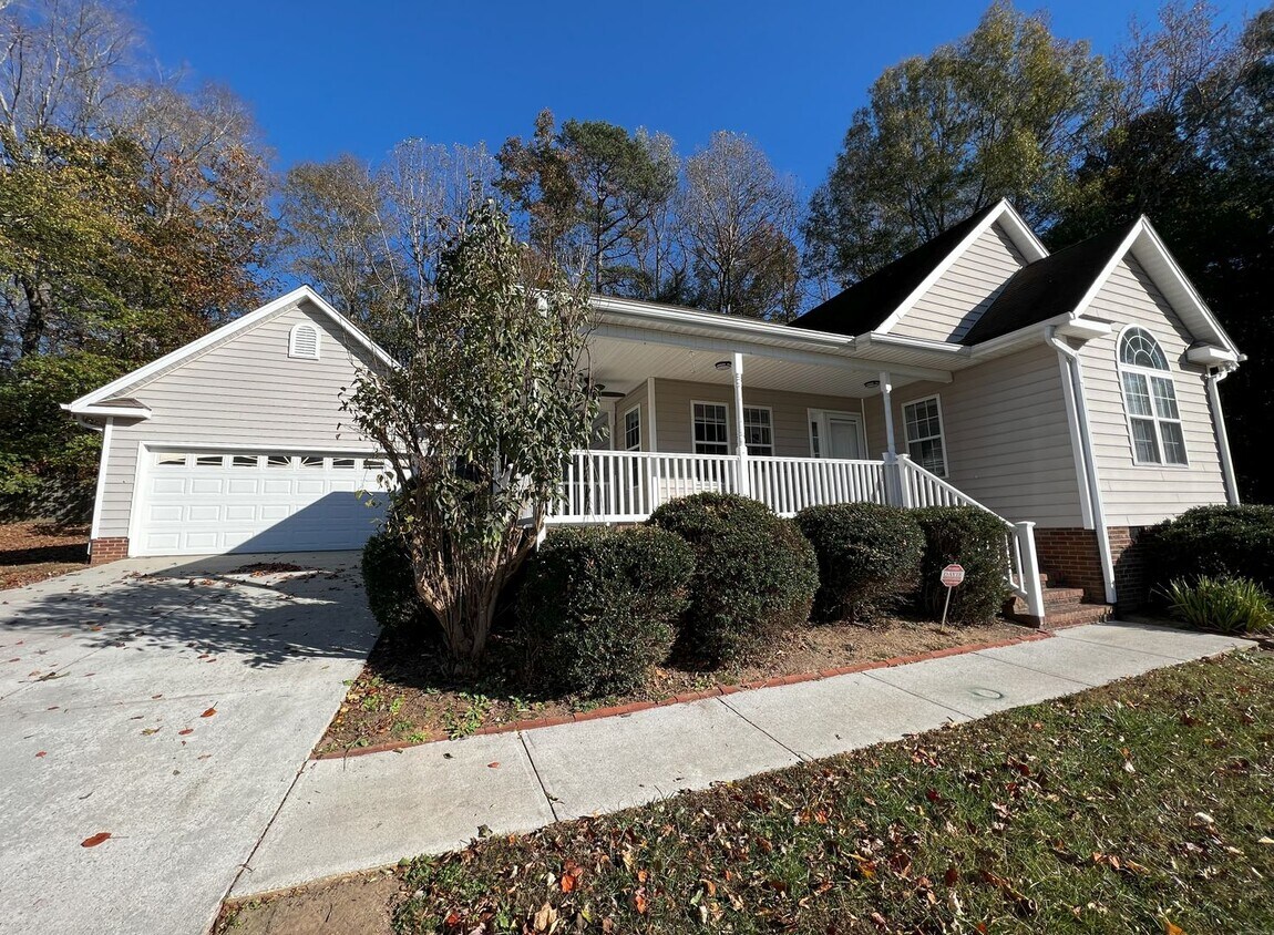 Primary Photo - FOR RENT DAVIE CO!