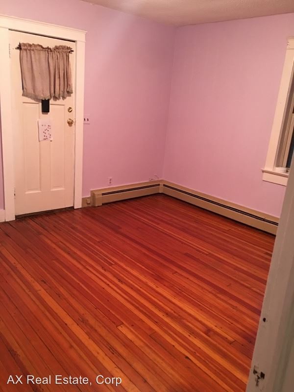 Foto del edificio - 3902 Gomer Ct