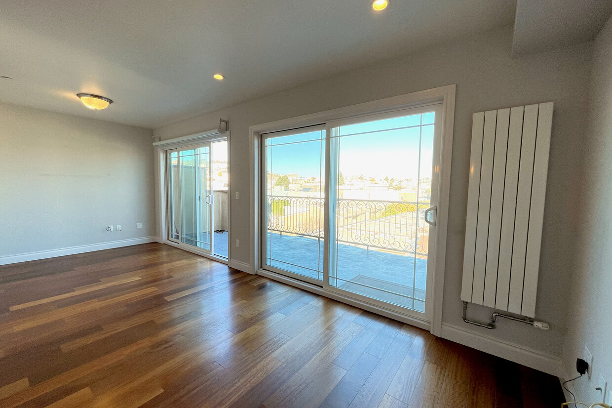 Primary Photo - 3620 19th St