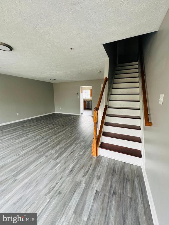 Building Photo - 3231 Halcyon Ct