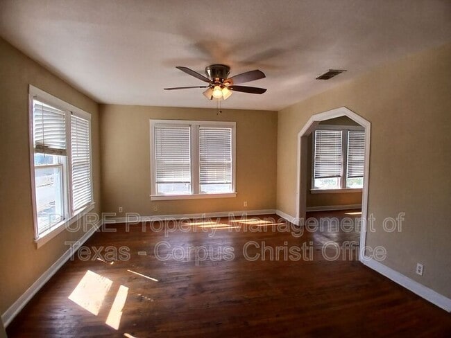 Foto del edificio - 706 Louisiana Ave