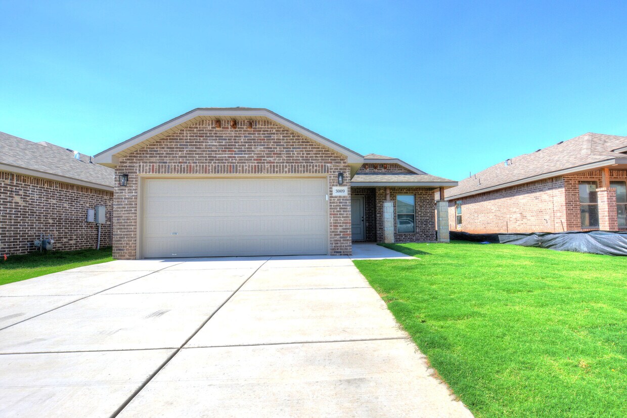Foto principal - 3009 140th St