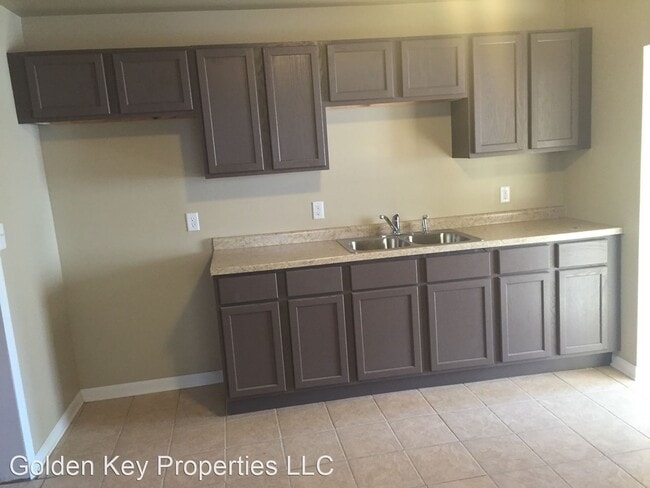 Building Photo - 4 br, 1 bath House - 5083 Tennessee St