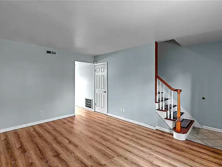 4058 Paule Ave, Saint Louis, MO 63125 Townhome Rentals in Saint Louis