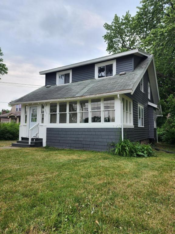 Foto principal - 2005 Brewerton Rd