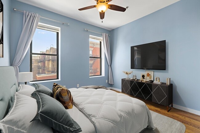 Building Photo - 405 4th St