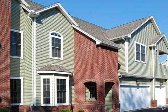 Complejo - The Mansions at Canyon Ridge