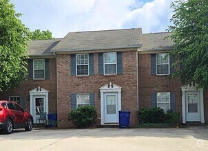 Building Photo - 2975-2975 Landmark Ct NE