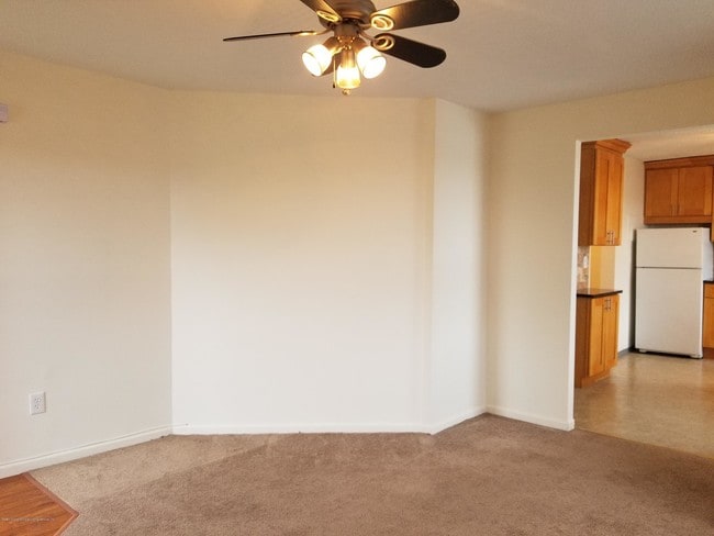 Building Photo - 67 Adlai Cir