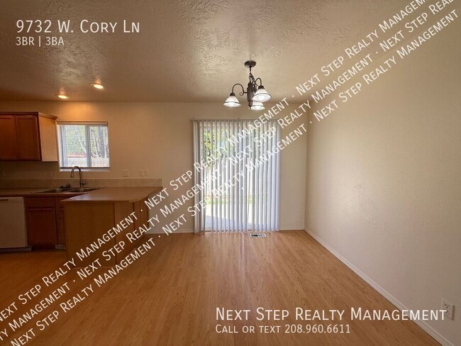 Foto del edificio - 9732 W Cory Ln