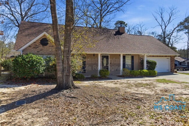 Building Photo - 880 Oio Pl