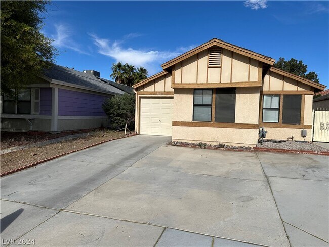 Building Photo - 4678 Cedarspring Dr