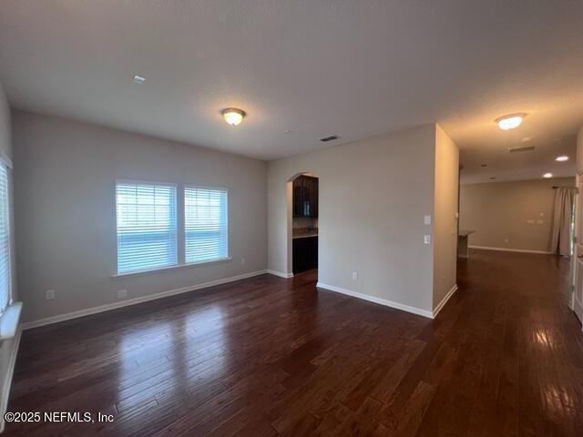 Building Photo - 37 Fernbrook Dr