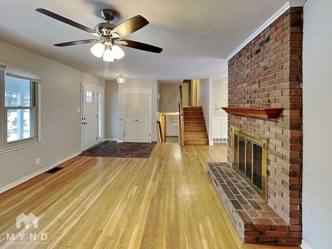 Foto del edificio - 4221 Evansdale Rd