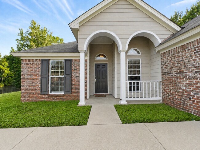Foto del edificio - 8032 Copperfield Dr