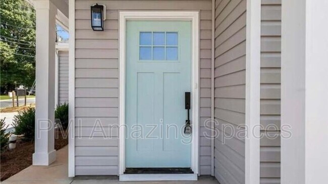 1215 Marble St photo'