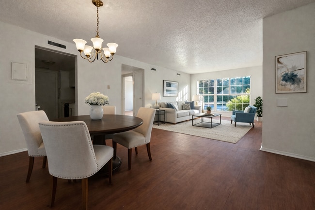 Building Photo - Bellwood Haven Apartment Community