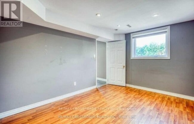Building Photo - 304 Orsi Ave