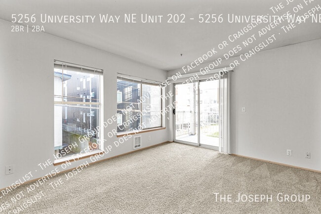 Building Photo - 5256 University Way NE