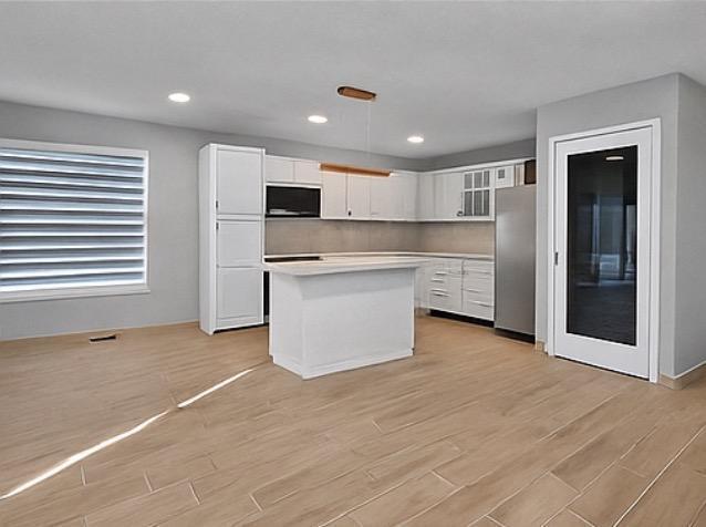 Foto del edificio - 6385 86th Ln