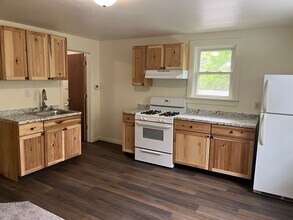 Building Photo - 1106 Rixon St