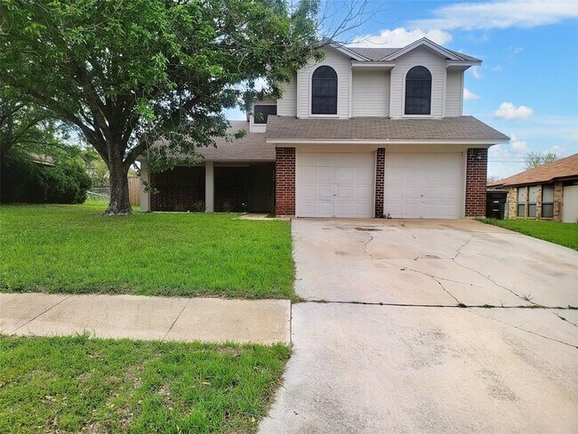Building Photo - 4805 Greenlee Dr