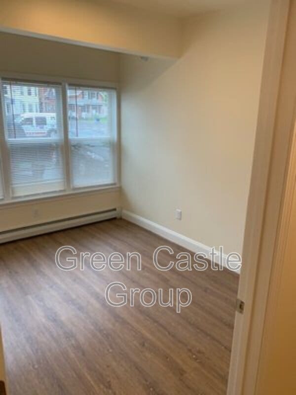 Building Photo - 11 Hungerford Terrace