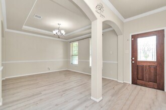 Building Photo - 3018 Shadowbrook Chase Ln