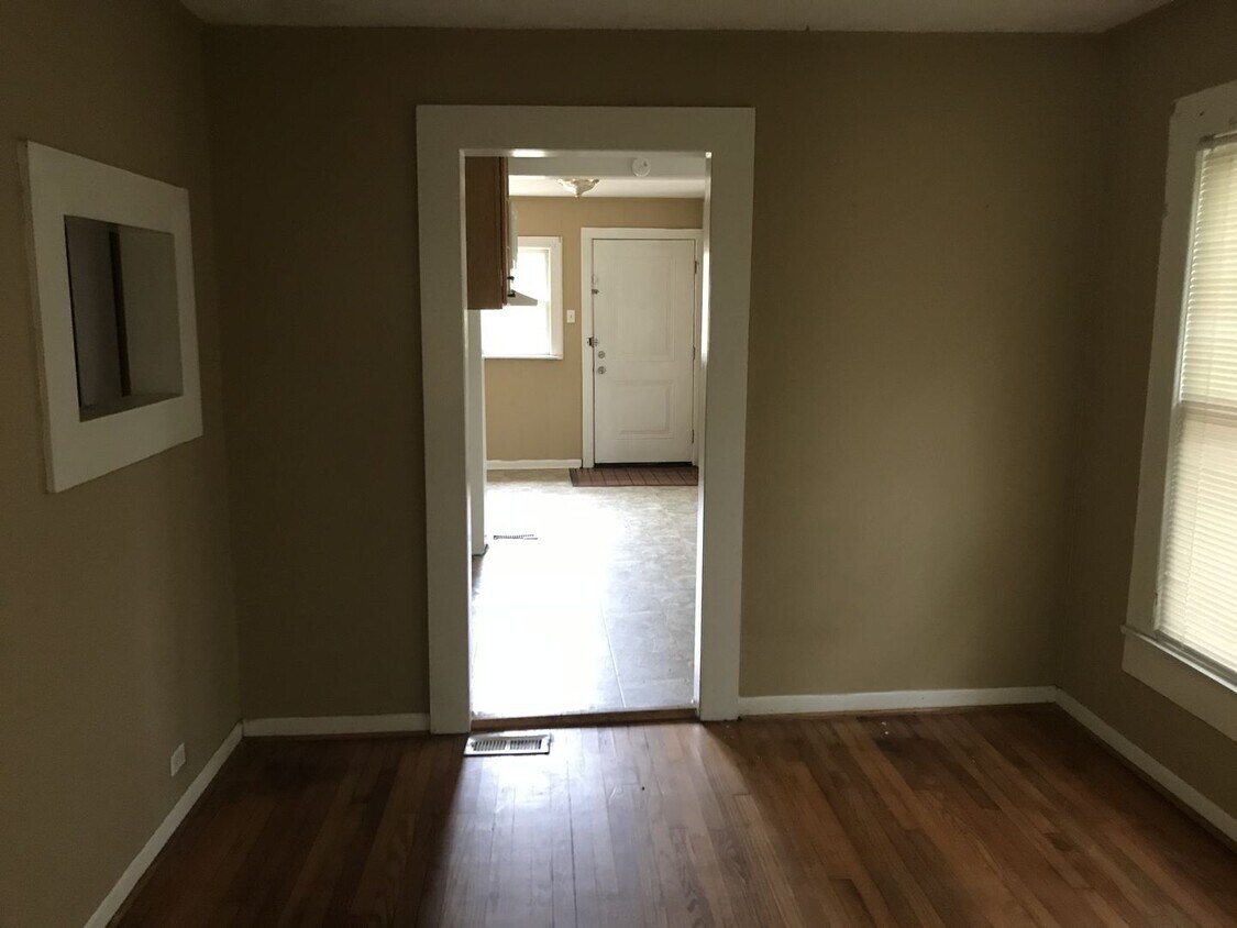 Foto del edificio - Adorable 3 bedroom 2 bedroom house located in Gadsden.