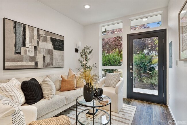 Foto del edificio - Stylish 2020-Built townhome in heart of Ballard