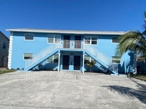 Building Photo - 1618 W 26th Ct