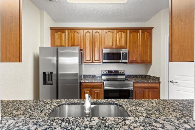 Foto del edificio - Ready for Move-In! Gorgeous 3-Bed 2-Bath C...