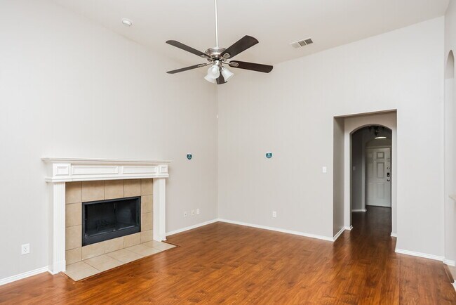 Foto del edificio - 213 Morningstar Ln