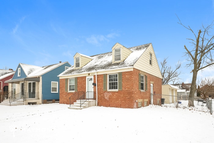 Foto del edificio - 13400 Highlandview Ave